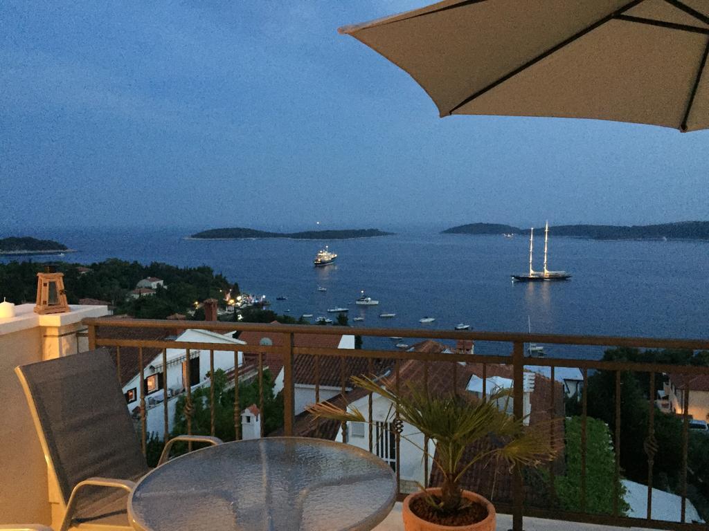 Top View Residence Hvar Town Extérieur photo