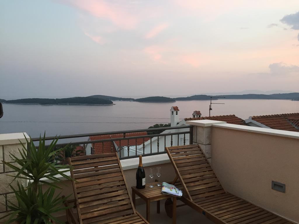 Top View Residence Hvar Town Extérieur photo